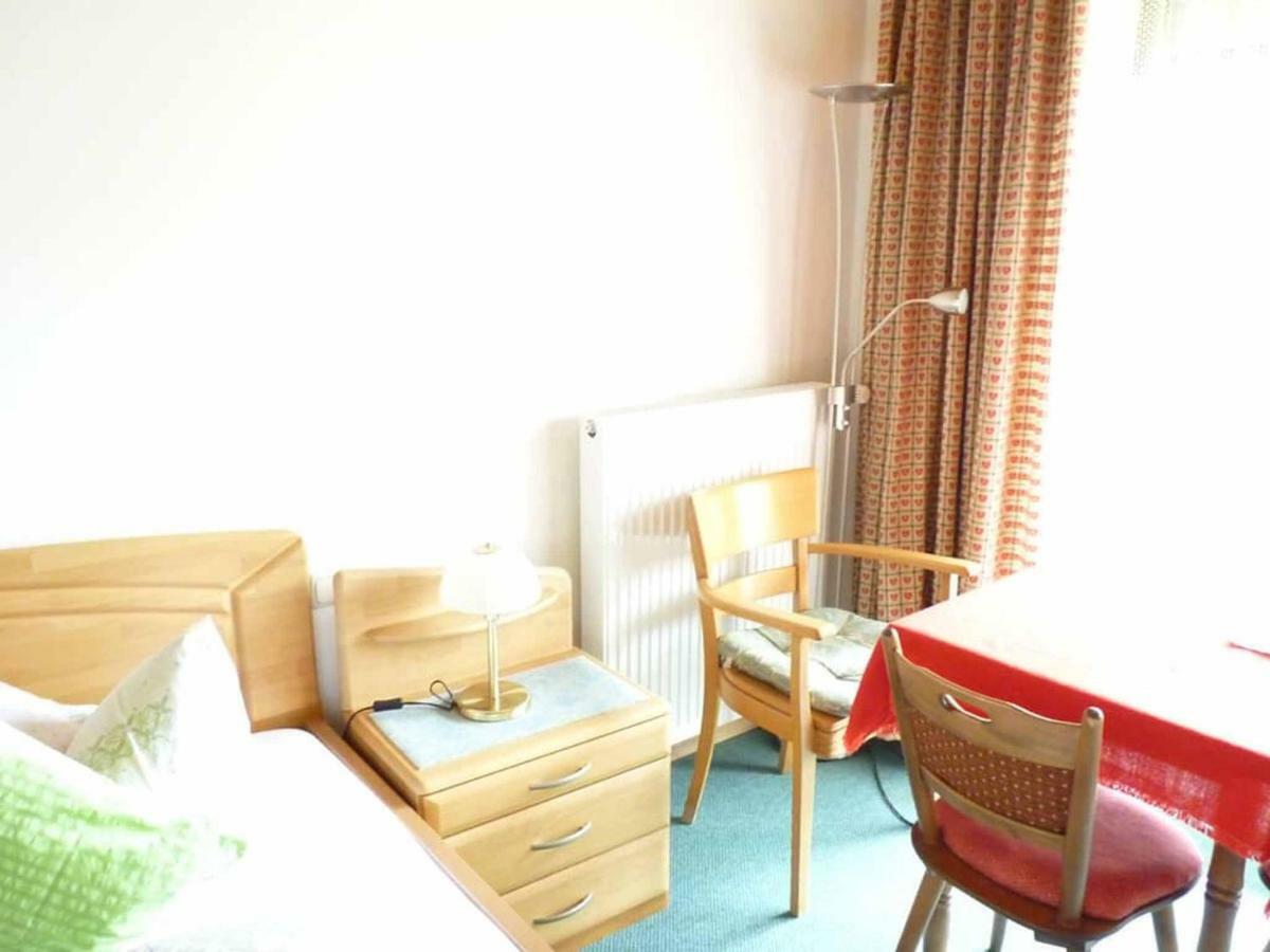 Gasthof-Pension-Metzgerei Jaeger Michelsneukirchen Dış mekan fotoğraf