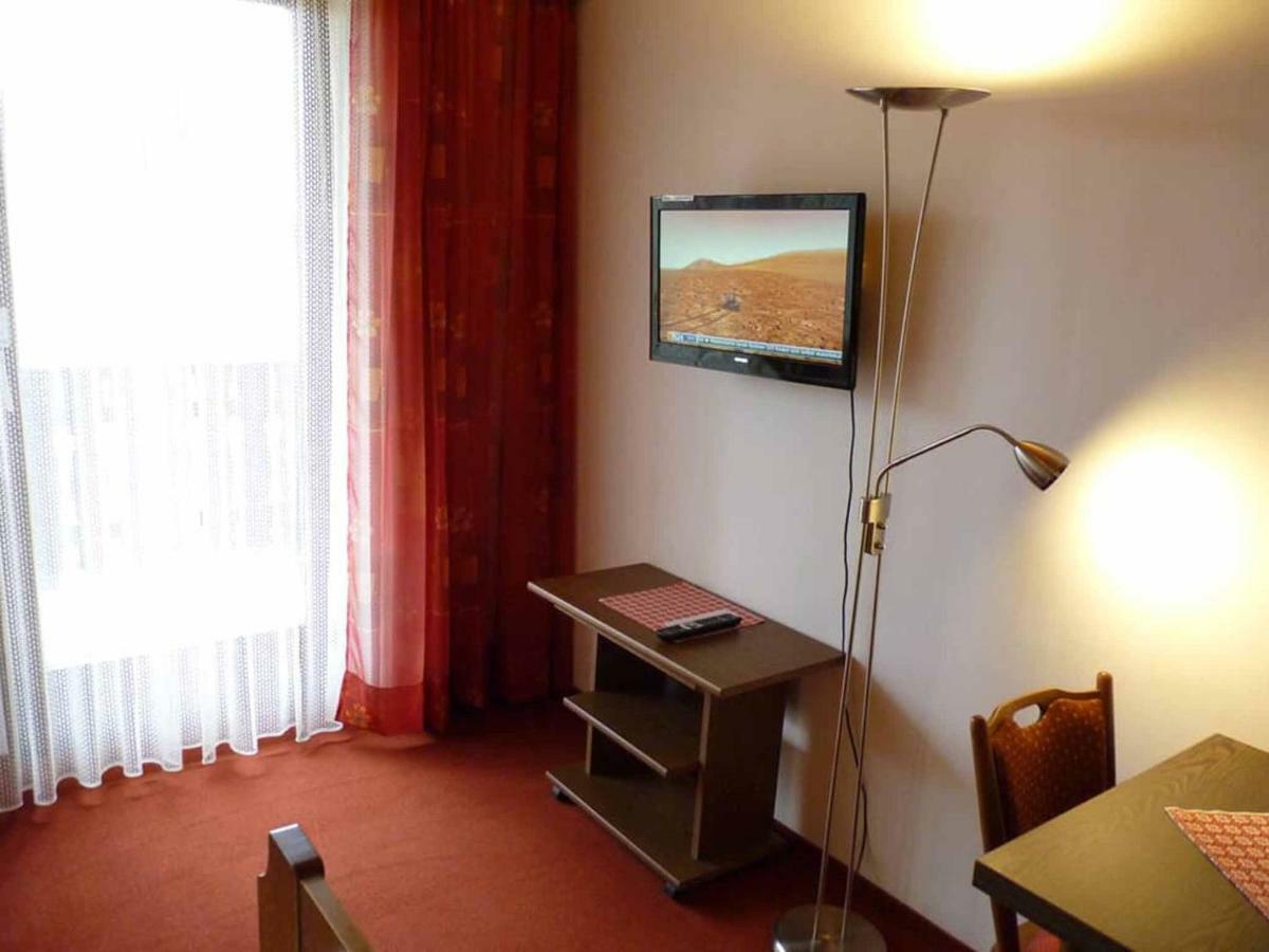 Gasthof-Pension-Metzgerei Jaeger Michelsneukirchen Dış mekan fotoğraf